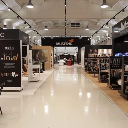 showroom 2 TammerBrands